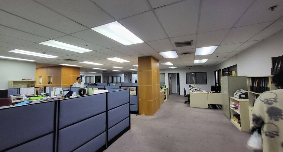 Büro zum Kauf in Watthana, Bangkok