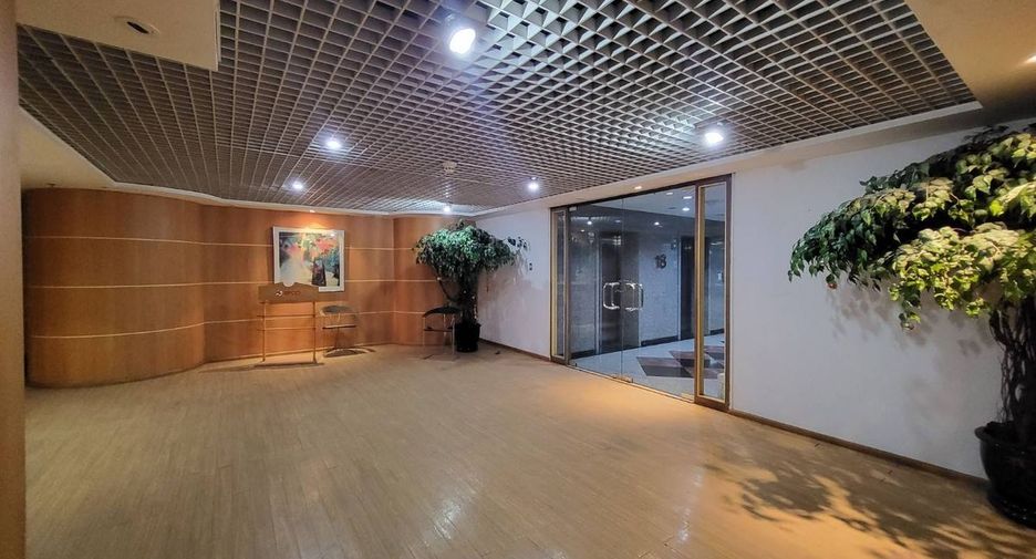Büro zum Kauf in Watthana, Bangkok