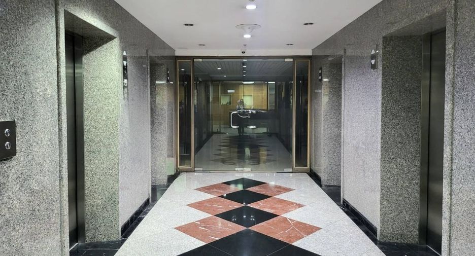 Büro zum Kauf in Watthana, Bangkok