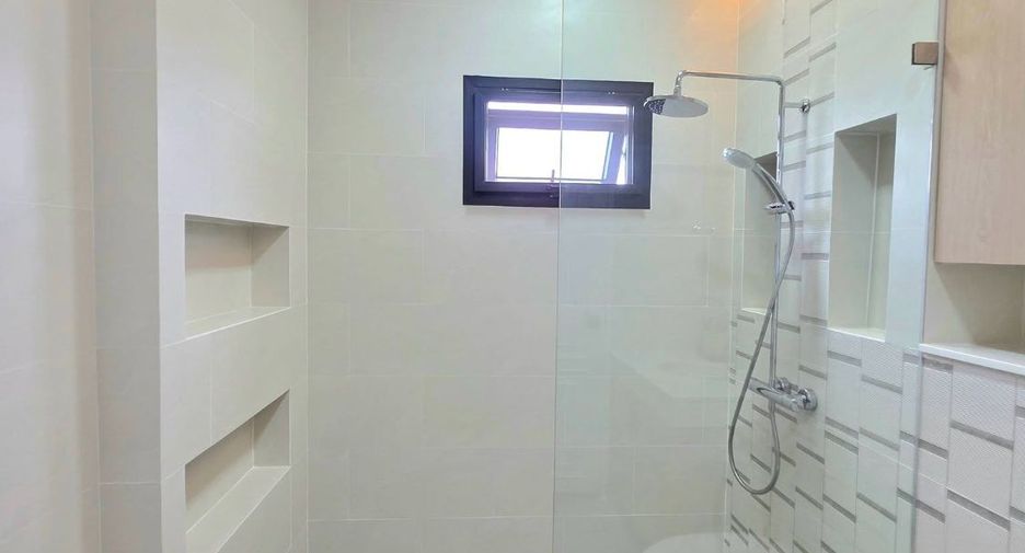 For sale 5 ベッドルーム house in Jomtien, Pattaya