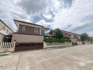 Haus zur Miete mit 6 Zimmer in San Kamphaeng, Chiang Mai
