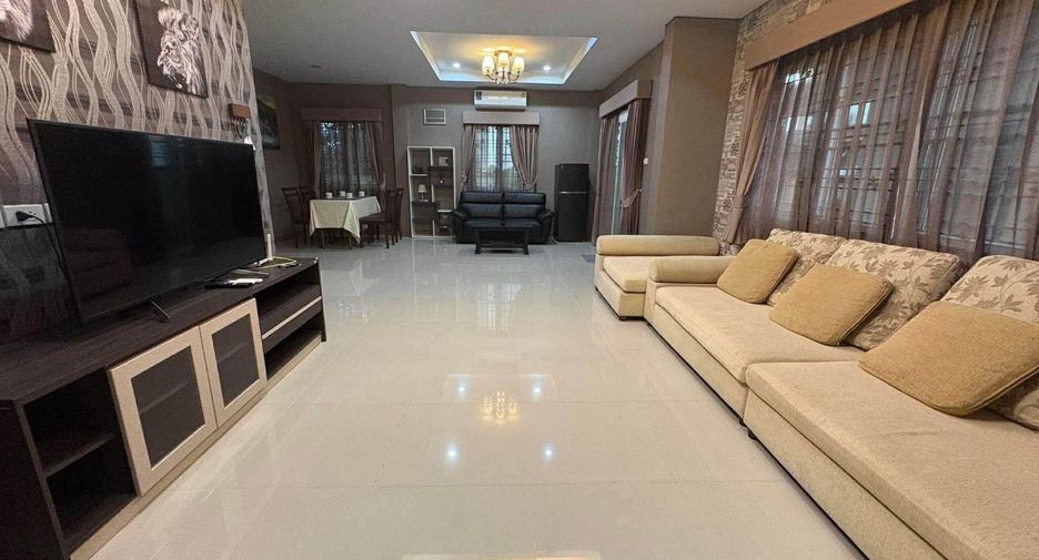 Haus zur Miete mit 6 Zimmer in San Kamphaeng, Chiang Mai
