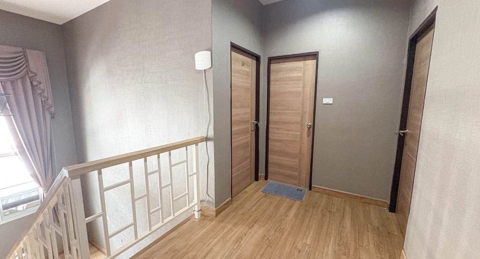 Haus zur Miete mit 6 Zimmer in San Kamphaeng, Chiang Mai