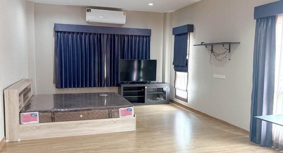 Haus zur Miete mit 6 Zimmer in San Kamphaeng, Chiang Mai