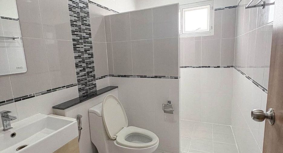 Haus zur Miete mit 6 Zimmer in San Kamphaeng, Chiang Mai