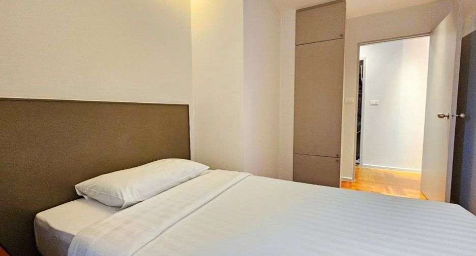 For rent 2 bedrooms serviced apartment in Sathon, Bangkok