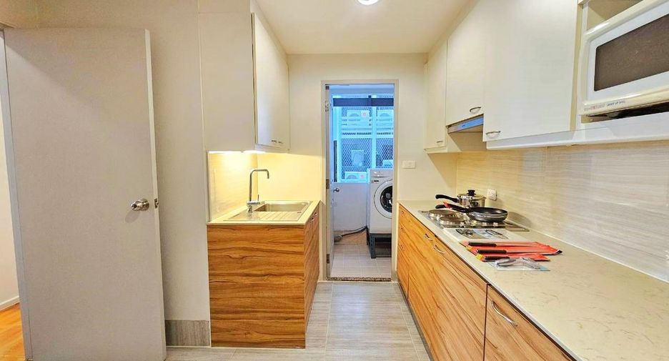 For rent 2 bedrooms serviced apartment in Sathon, Bangkok