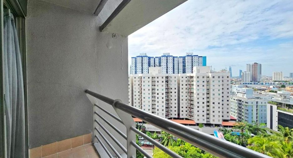 For rent 2 bedrooms serviced apartment in Sathon, Bangkok