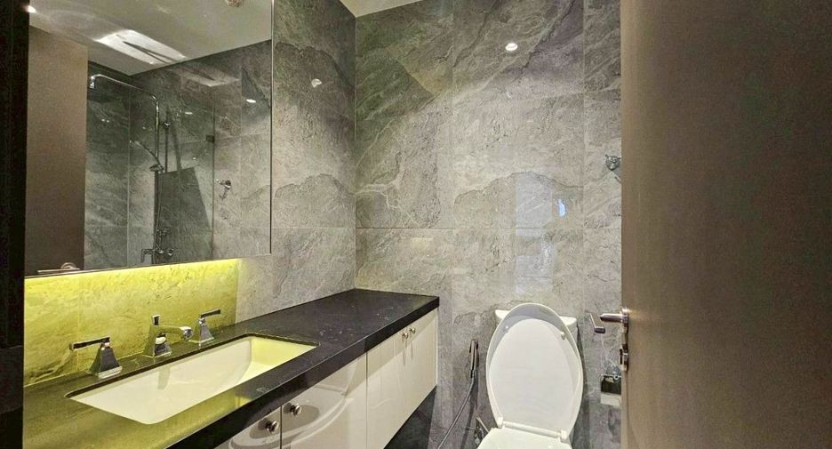 For sale 3 bedrooms condo in Bang Kho Laem, Bangkok