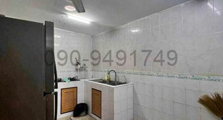 For rent 3 bedrooms townhouse in Sai Mai, Bangkok