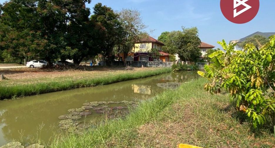 À vendre terrain à Sam Khok, Pathum Thani