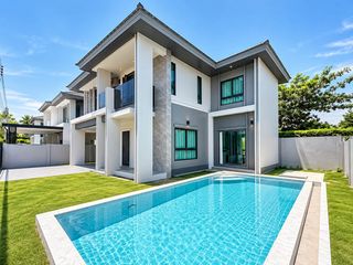 Villa en alquiler de 4 habitaciones en Bang Lamung, Chonburi