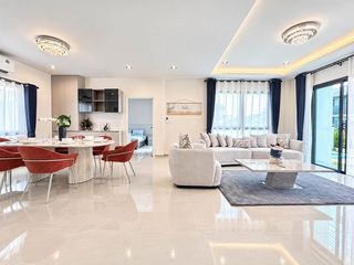 Villa en alquiler de 4 habitaciones en Bang Lamung, Chonburi
