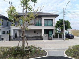 À louer 4 chambres maison à Bang Sao Thong, Samut Prakan