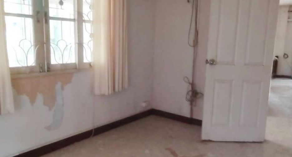 ขาย 4 ห้องนอน บ้านเดี่ยว ใน ทุ่งครุ, กรุงเทพฯ