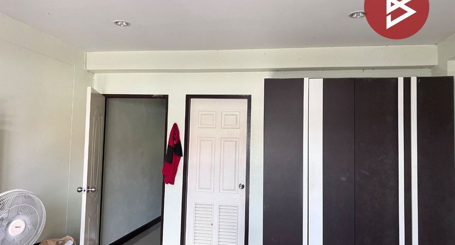 For sale 2 bedrooms retail Space in Mueang Chiang Mai, Chiang Mai
