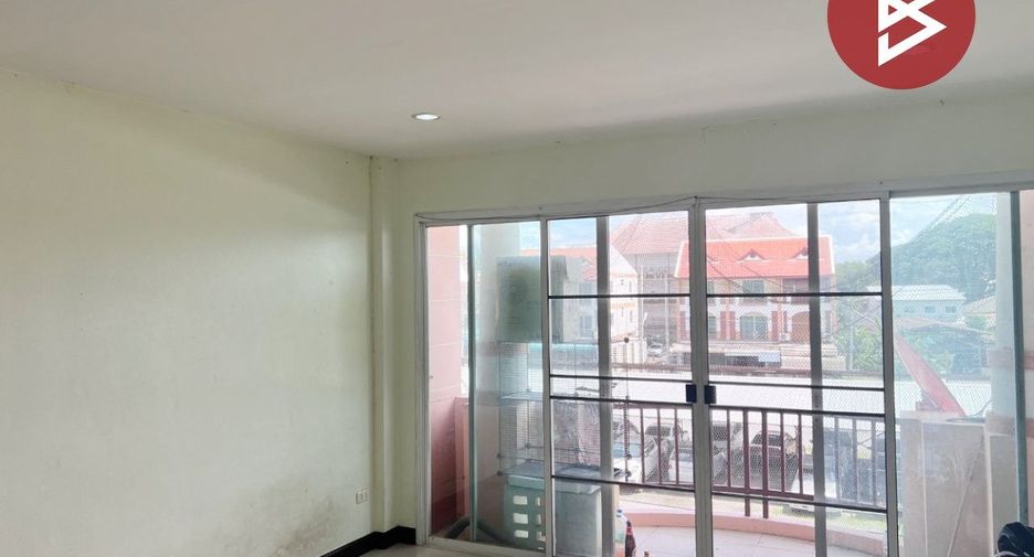 For sale 2 bedrooms retail Space in Mueang Chiang Mai, Chiang Mai
