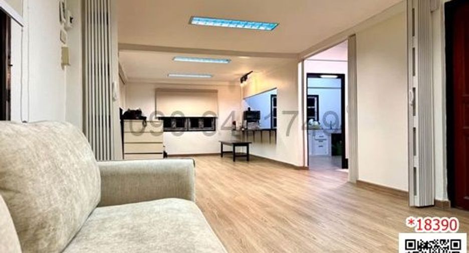 For rent 3 ベッドルーム house in Bang Na, Bangkok