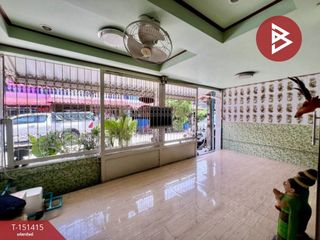 Продажа 5 спальни таунхаус в Ban Bueng, Чонбури