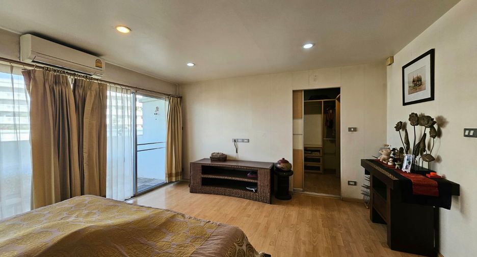 Condo en alquiler de 2 habitaciones en Bang Kapi, Bangkok
