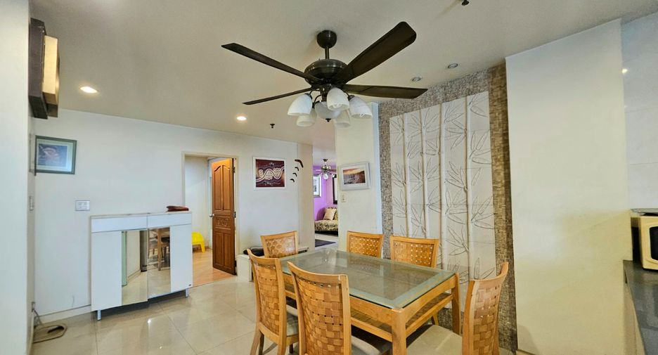 Condo en alquiler de 2 habitaciones en Bang Kapi, Bangkok