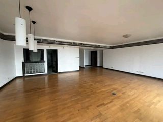 Wohnung zum Kauf mit 3 Zimmer in Pathum Wan, Bangkok