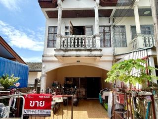 Продажа 2 спальни таунхаус в Мыанг Районг, Районг