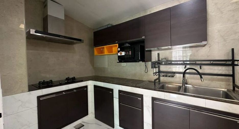 Аренда 3 спальни таунхаус в Bang Phli, Самутпракан