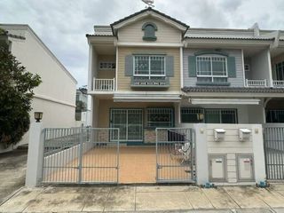 For sale 3 bedrooms townhouse in Bang Phli, Samut Prakan