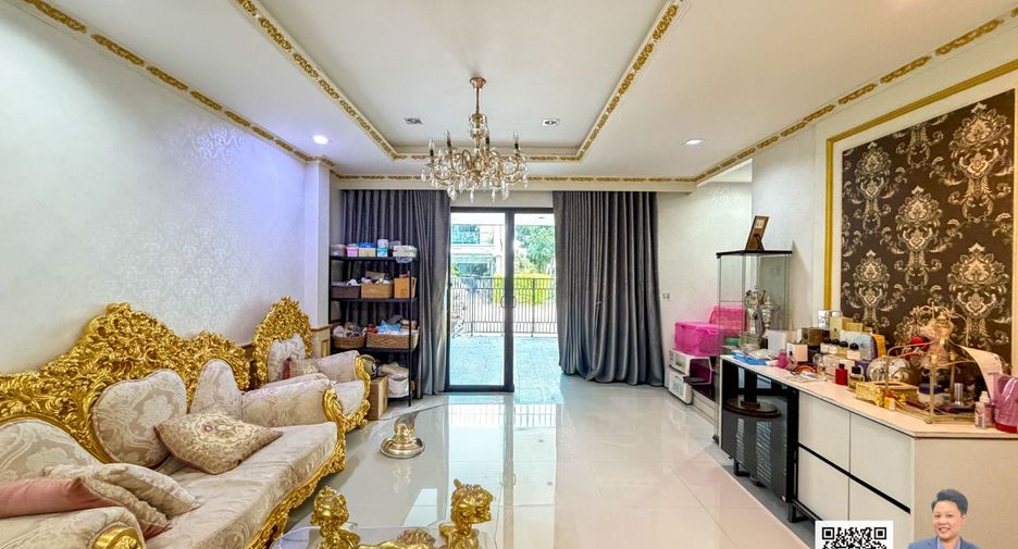 For sale 3 bedrooms townhouse in Bang Phli, Samut Prakan