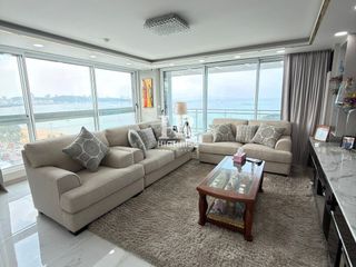 For sale 2 ベッドルーム condo in Bang Lamung, Chonburi