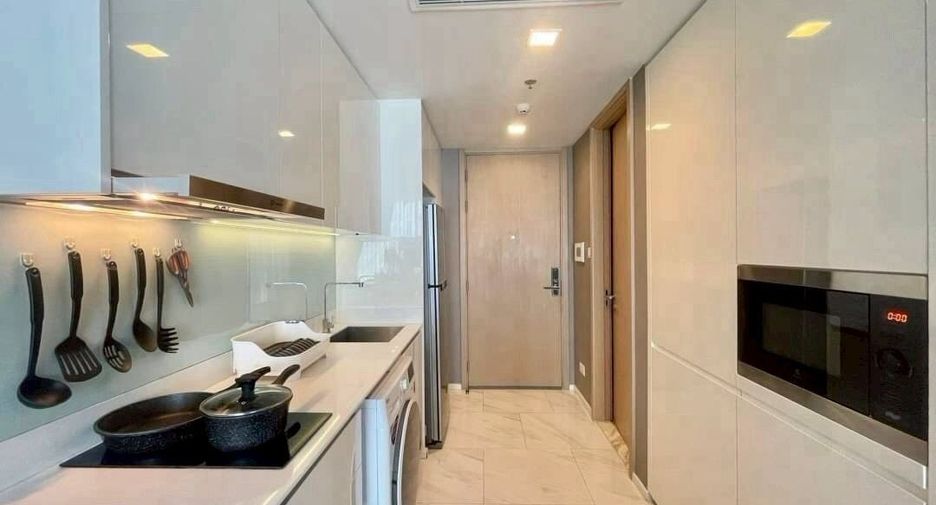 For rent 1 bed condo in Watthana, Bangkok