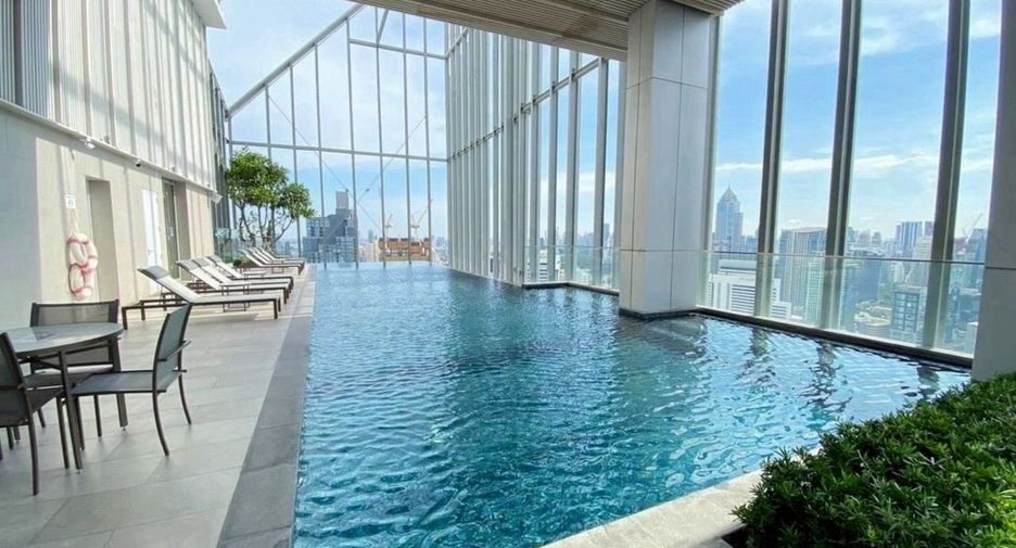 For rent 1 bed condo in Watthana, Bangkok