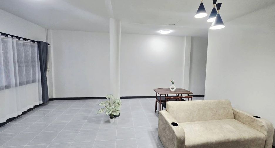 For sale 2 bedrooms townhouse in San Sai, Chiang Mai