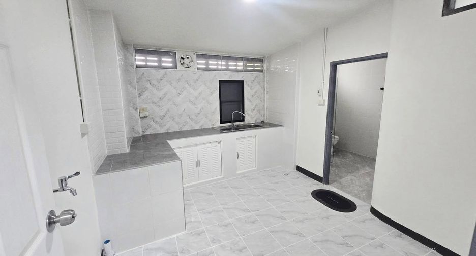 For sale 2 bedrooms townhouse in San Sai, Chiang Mai