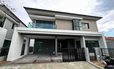 For rent 4 bedrooms house in Saphan Sung, Bangkok