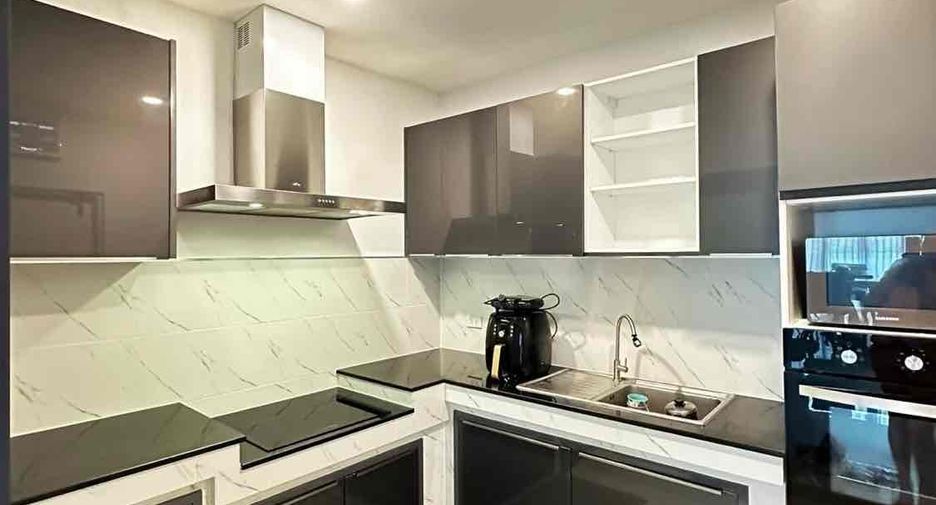 For rent 4 bedrooms house in Saphan Sung, Bangkok