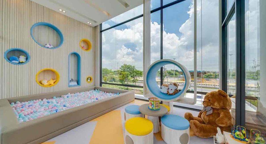 For rent 4 bedrooms house in Saphan Sung, Bangkok