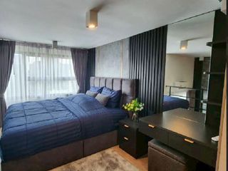 For rent 2 bedrooms condo in Huai Khwang, Bangkok