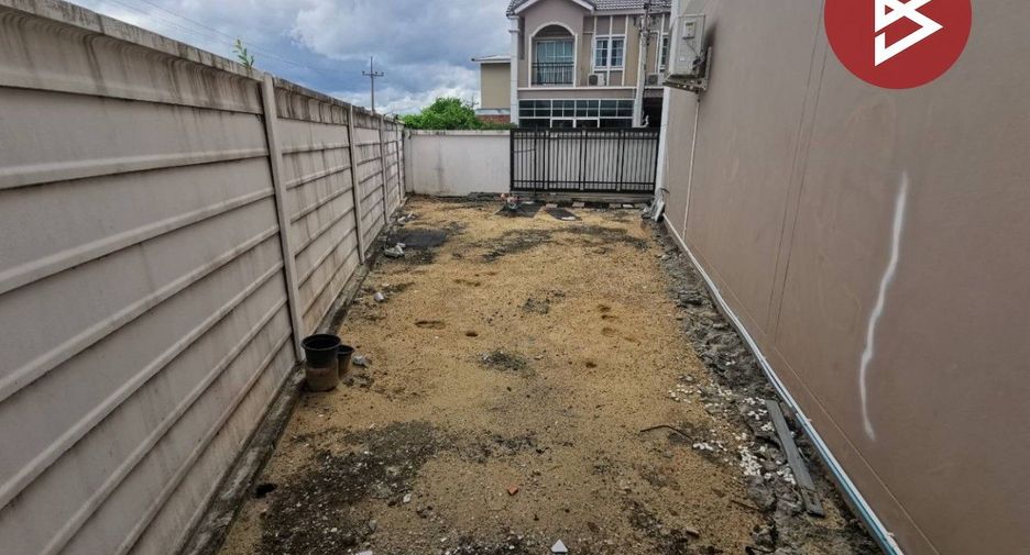 Casa en venta de 3 habitaciones en Mueang Samut Sakhon, Samut Sakhon