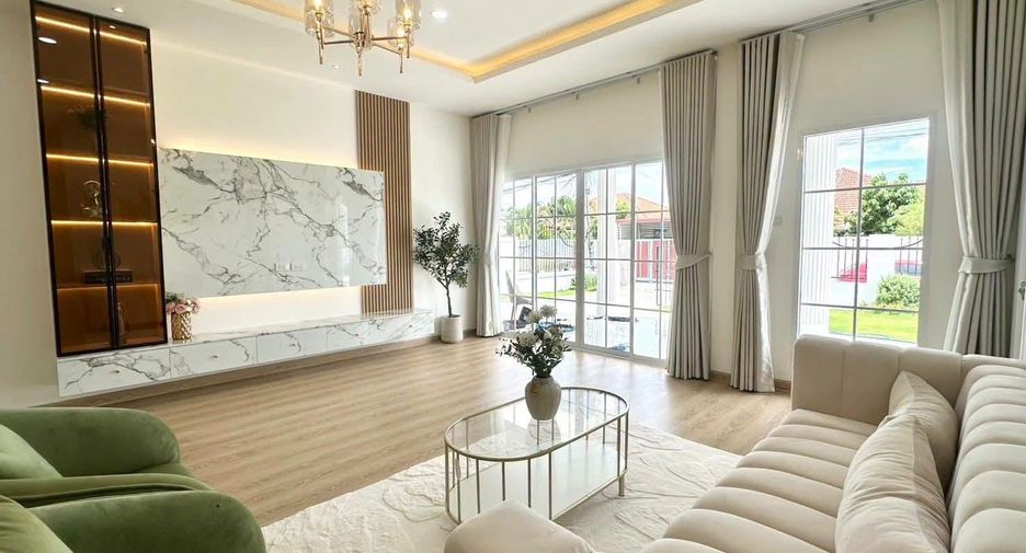 For sale 3 bedrooms house in Bang Lamung, Chonburi