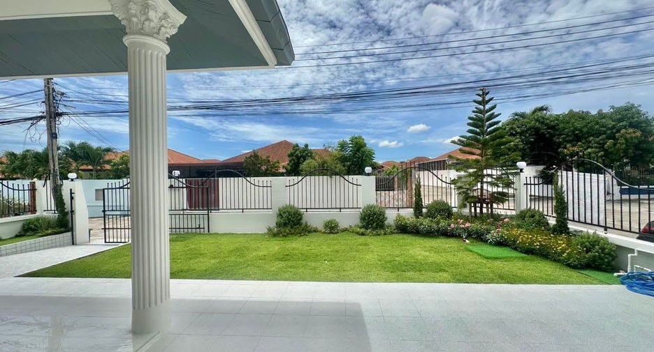 For sale 3 bedrooms house in Bang Lamung, Chonburi