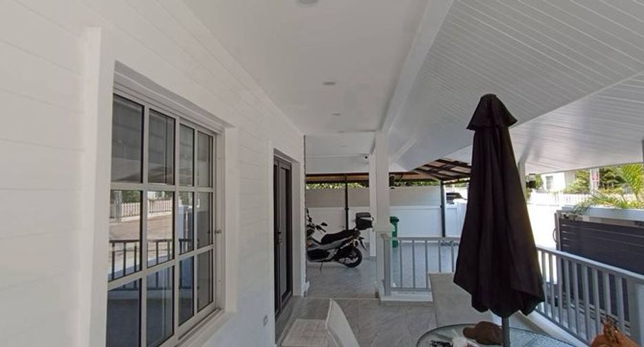 For rent and for sale 3 bedrooms house in Bang Lamung, Chonburi