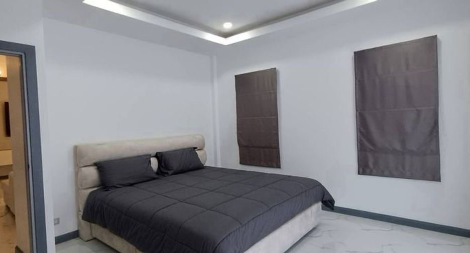 For rent and for sale 3 bedrooms house in Bang Lamung, Chonburi