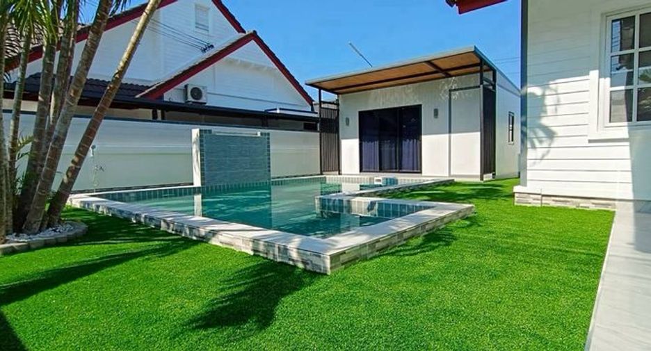 For rent and for sale 3 bedrooms house in Bang Lamung, Chonburi