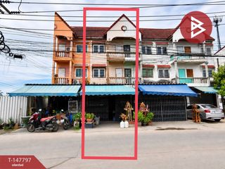 À vendre 3 chambres local commercial à Nakhon Chai Si, Nakhon Pathom