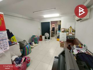 For sale 4 bedrooms retail Space in Bang Phlat, Bangkok
