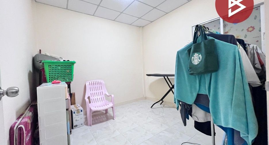 For sale 2 bedrooms townhouse in Bang Sao Thong, Samut Prakan
