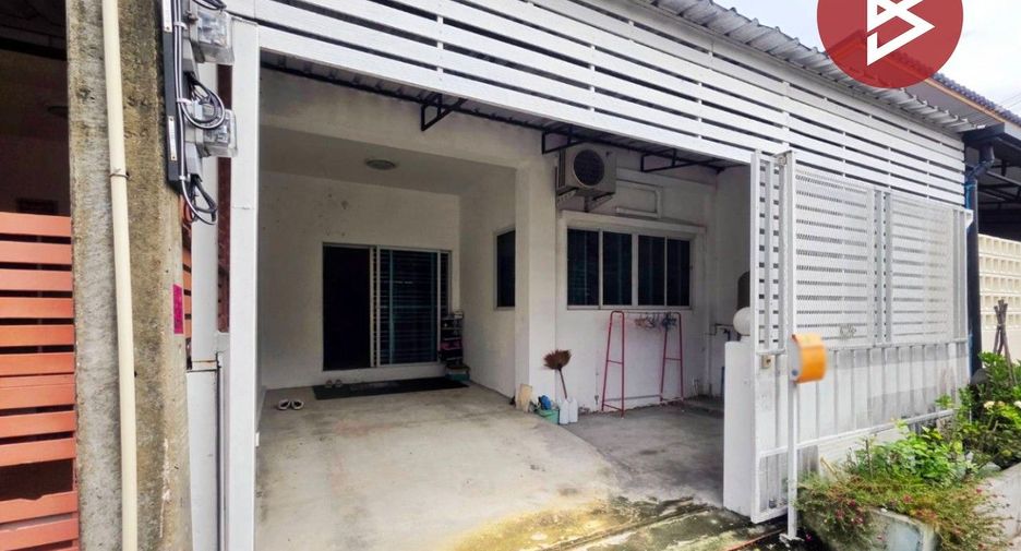 Casa adosada en venta de 2 habitaciones en Thanyaburi, Pathum Thani