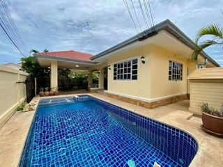 Haus zum Kauf mit 5 Zimmer in Bang Lamung, Chonburi
